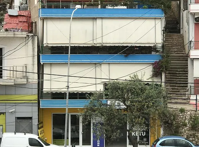 Daire Zotos Himarë